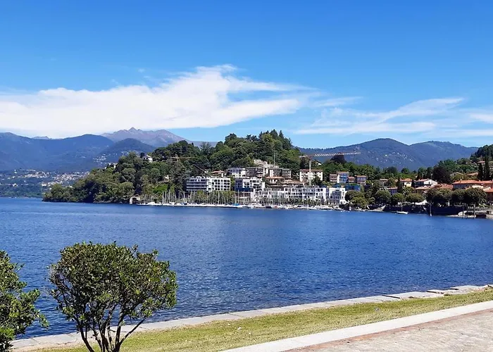 Apartman Verso Il Laveno